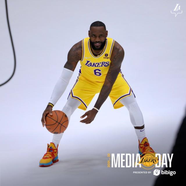 1632893693082007735.jpg FAZaW3sVcAEq1ti.jpg