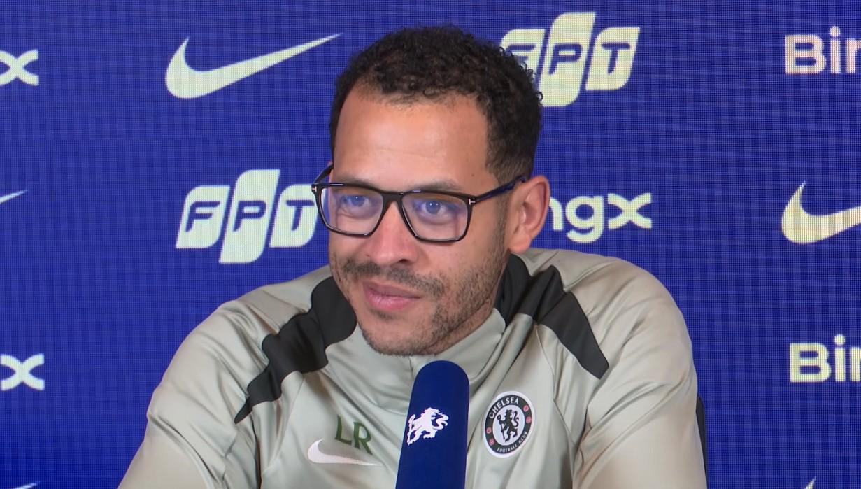 V体育娱乐-罗塞尼尔：埃苏戈训练滑倒将缺阵超1个月；拉维亚在回归路上