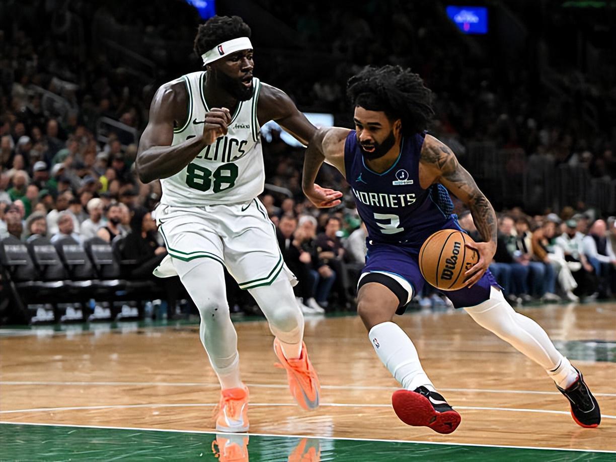 V体育-打爆了凯尔特人防线！黄蜂后场新援看起来迅速找到了自己的位置？